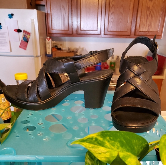 Black leather weave heeled sandals Women's 9 - Picture 2 of 4